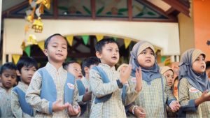 anak bershalawat bersama